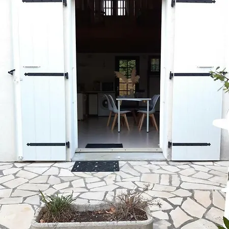 L'abri D'emilie بيت للعطل Saint-Xandre